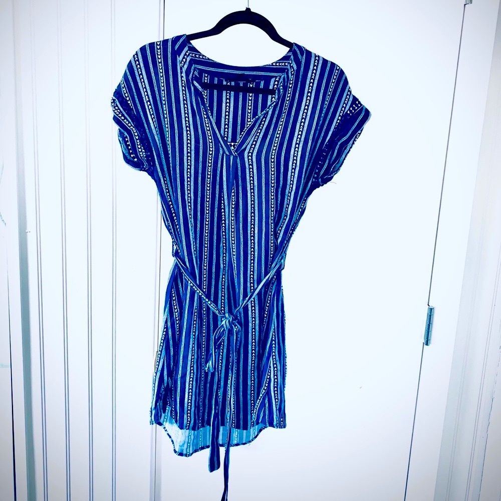 Navy Blue & White Arrow Striped Casual Dress
